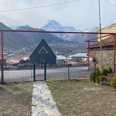 Uptown Boutique Kazbegi Hotel Exterior foto